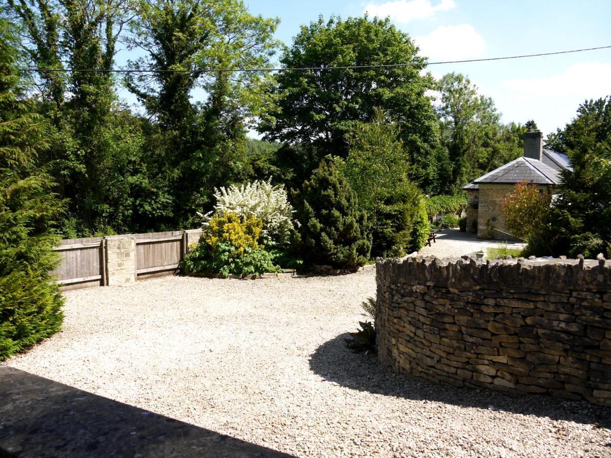 Cosy Stone Cottage, The Bungalow Perrotts Brook Cirencester Exterior photo