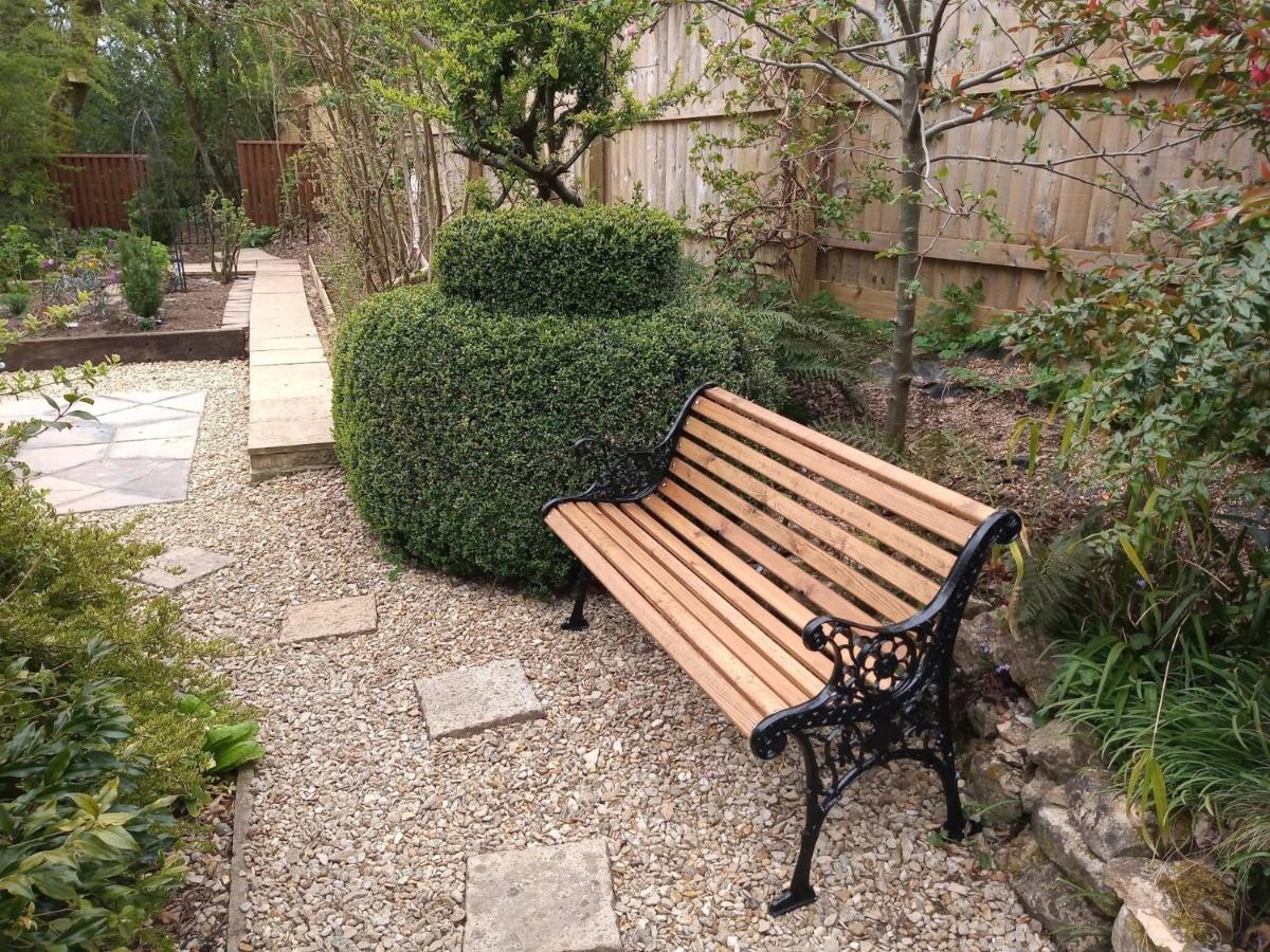 Cosy Stone Cottage, The Bungalow Perrotts Brook Cirencester Exterior photo