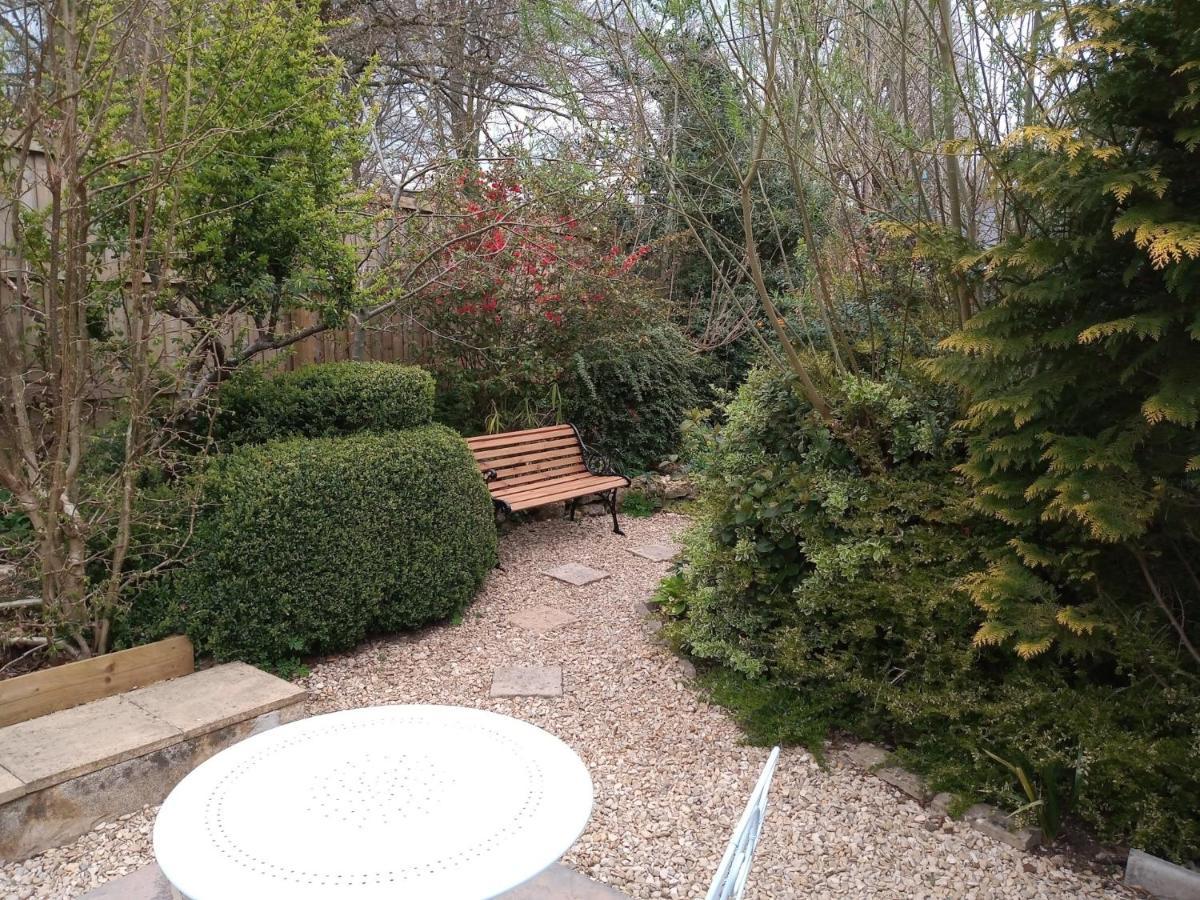 Cosy Stone Cottage, The Bungalow Perrotts Brook Cirencester Exterior photo